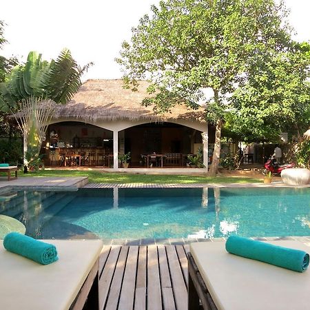 Botanica Hotell Kep Eksteriør bilde