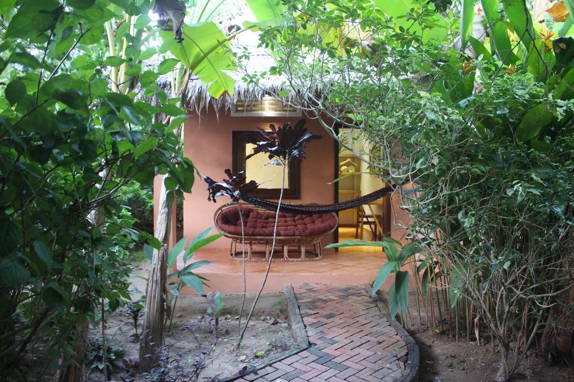 Botanica Hotell Kep Eksteriør bilde