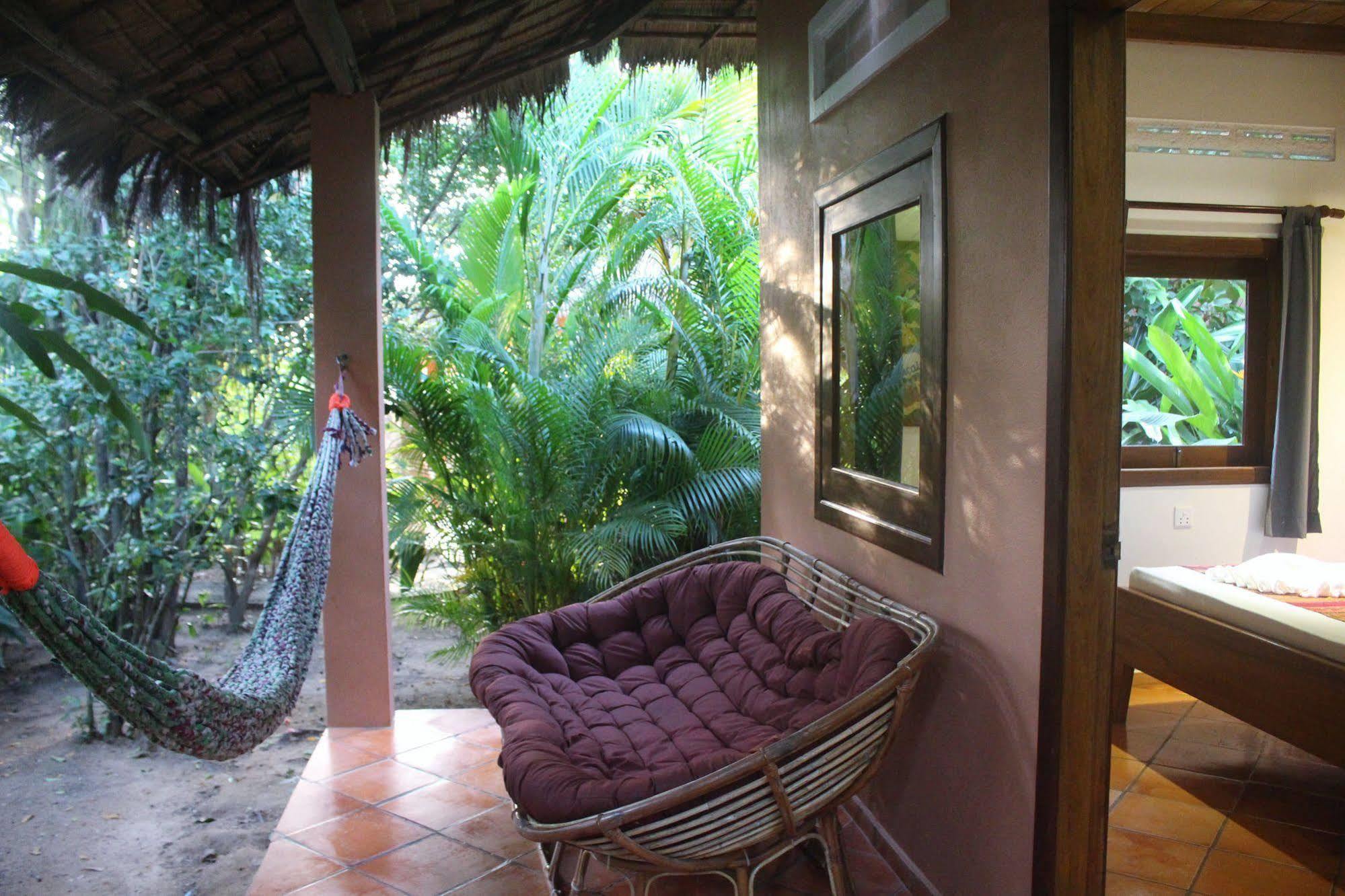 Botanica Hotell Kep Eksteriør bilde