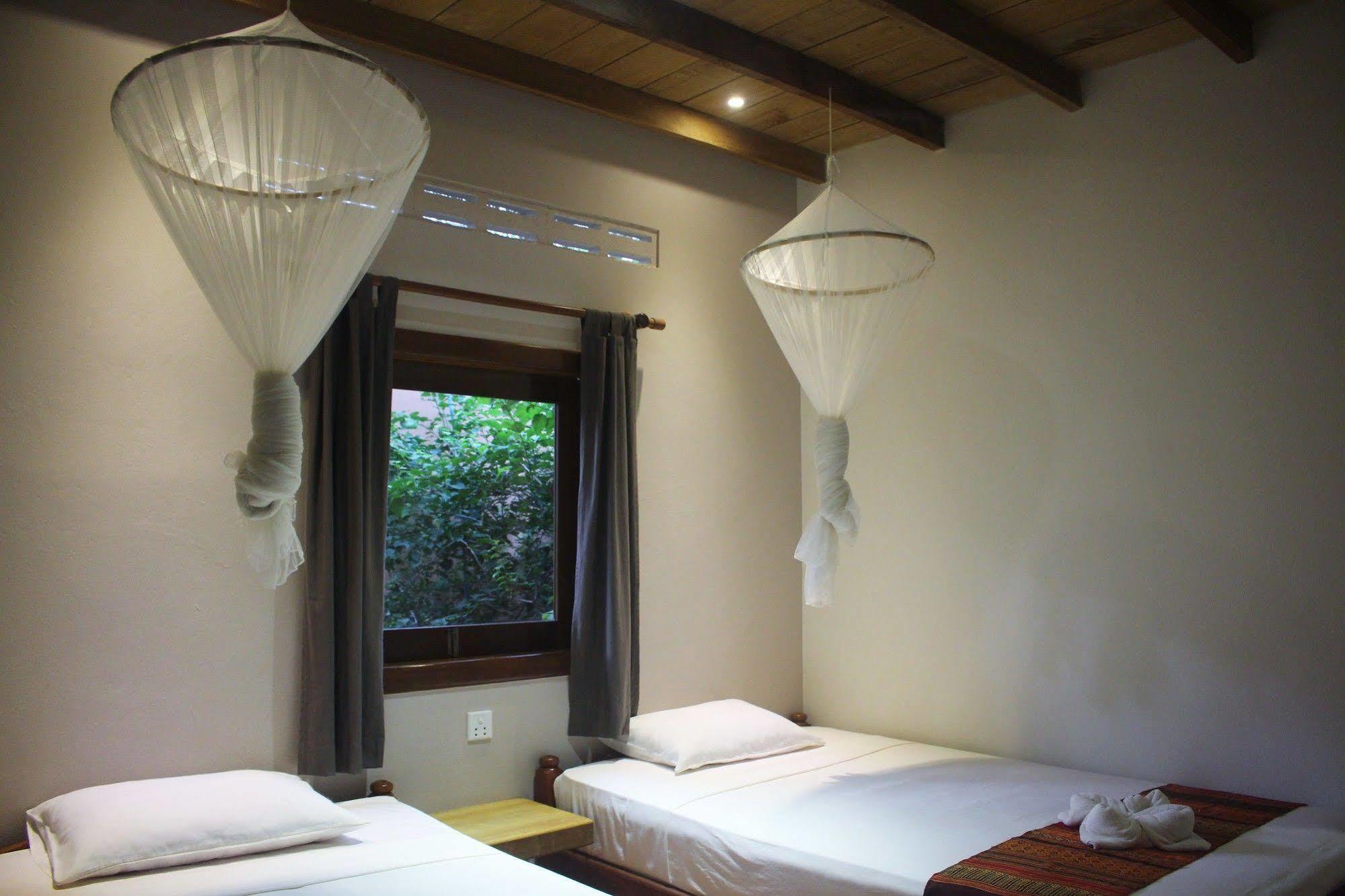 Botanica Hotell Kep Eksteriør bilde