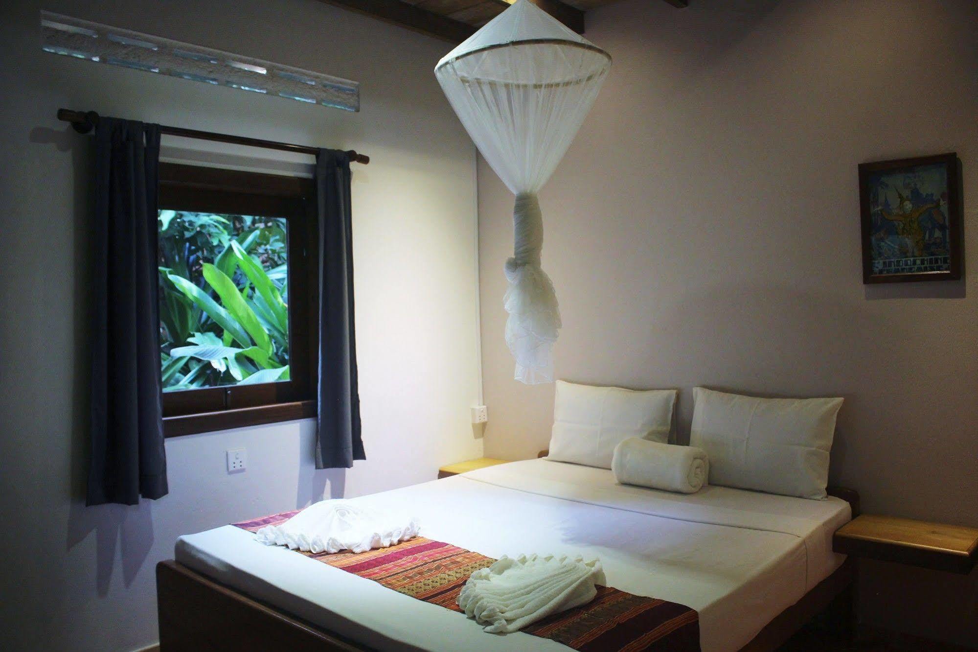 Botanica Hotell Kep Eksteriør bilde