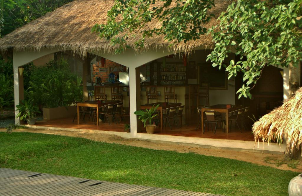 Botanica Hotell Kep Eksteriør bilde